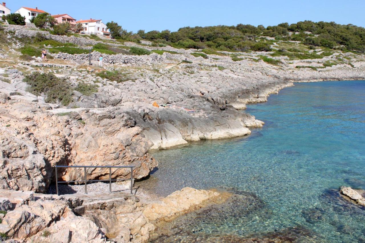 Apartments With A Parking Space Mali Losinj Exterior photo